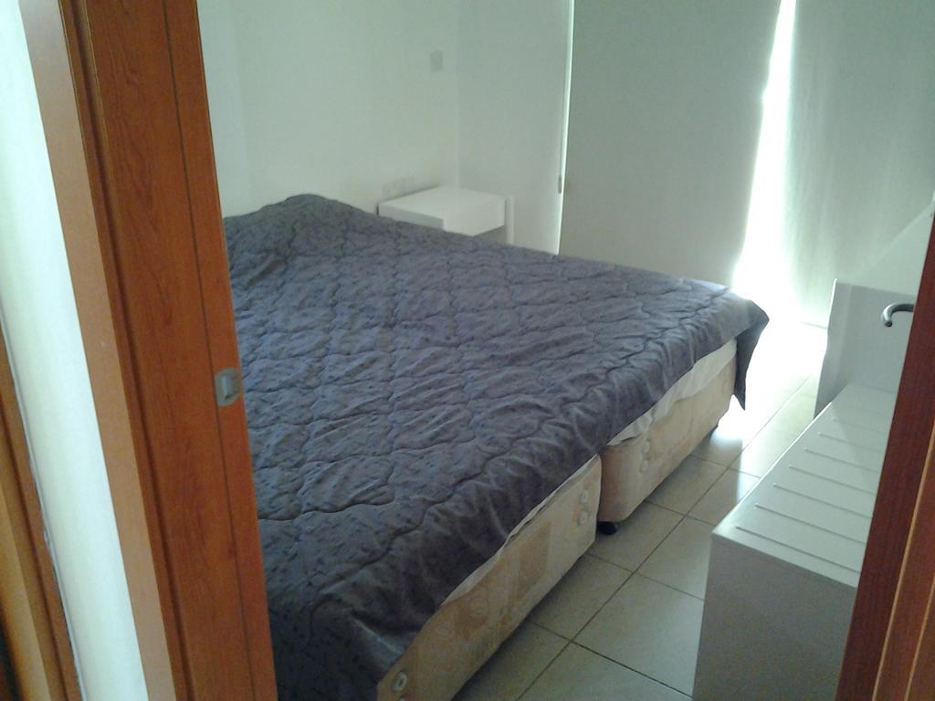Artemis Karas Holidays Apartment Паралімні Номер фото